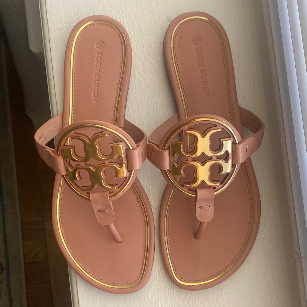 Tory Burch Women's Sandals in Tan and Gold